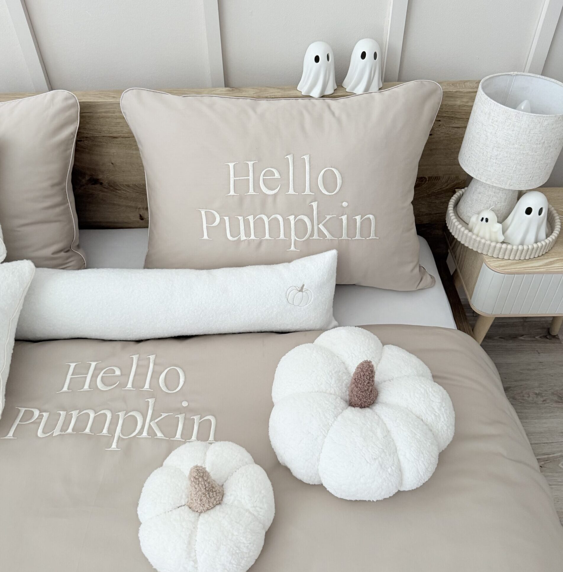 Pościel jesienna Hello Pumpkin - chłodny beż, haftowane detale, Simonila